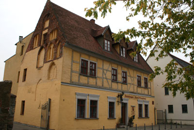 Kirchstraße 3
